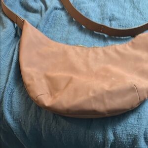 Universal Thread Tan Hobo Bag with Sleek Design